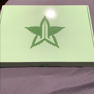 Jeffree star chrome green 420 mirror